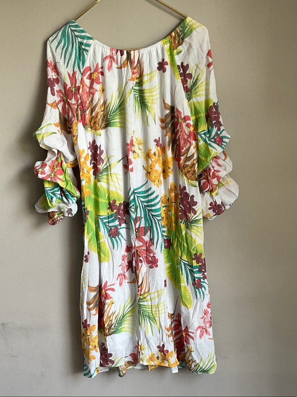 Floral Ruffle-Sleeve Midi Dress in White Multi - Picture 5 of 8